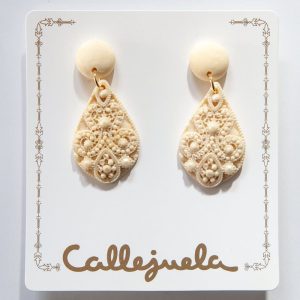 Pendientes de resina