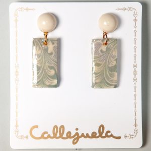 Pendientes de resina