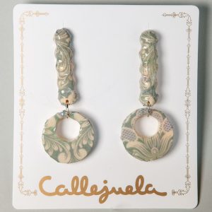 Pendientes de resina